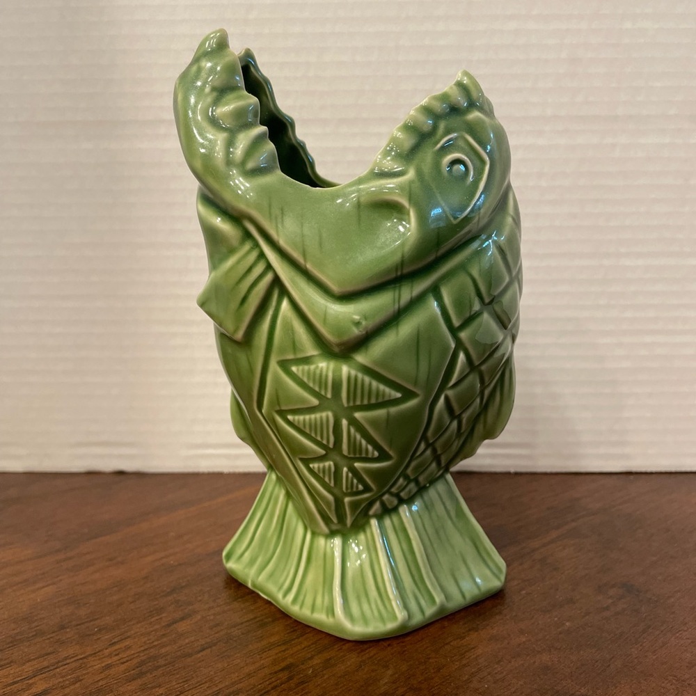 Disney 1st Edition Trader Sam’s Piranha Goblet
